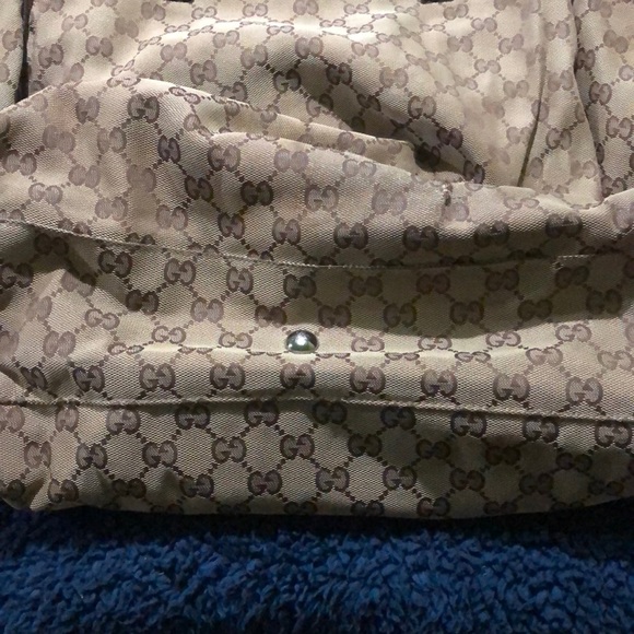 Gucci tote - Picture 9 of 11